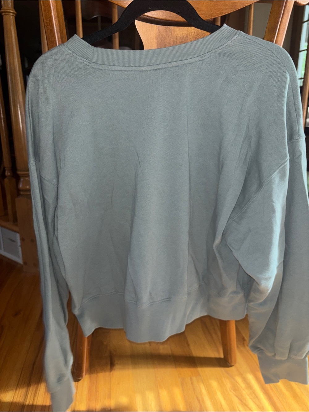 Old Navy Light Sage Green Crewneck Sweatshirt - Picture 4 of 4
